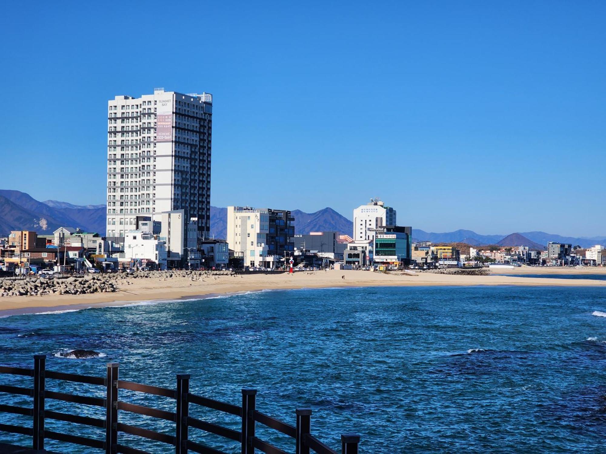 Sokcho Summitbay 1807 "Ocean View" Lejlighedshotel Eksteriør billede