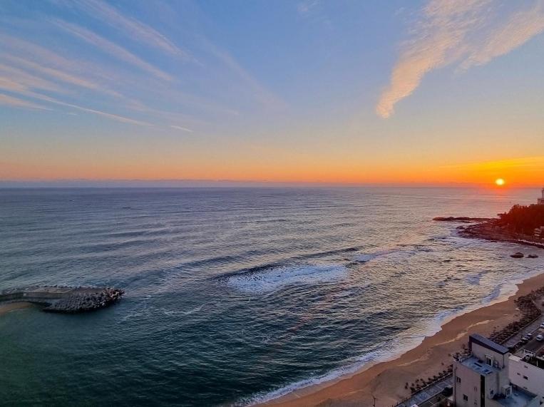 Sokcho Summitbay 1807 "Ocean View" Lejlighedshotel Eksteriør billede